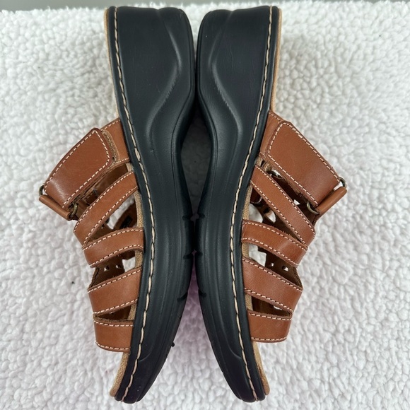 Clarks Bendables Lexi Brown Open Toe Slip On Sandals - Picture 3 of 7